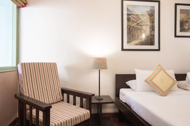 G 49 Bed & Breakfast Új-Delhi Kültér fotó