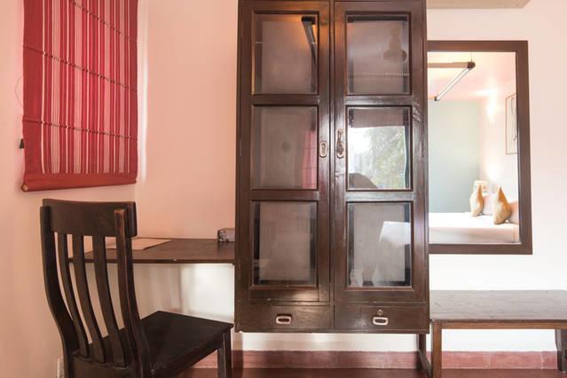 G 49 Bed & Breakfast Új-Delhi Kültér fotó