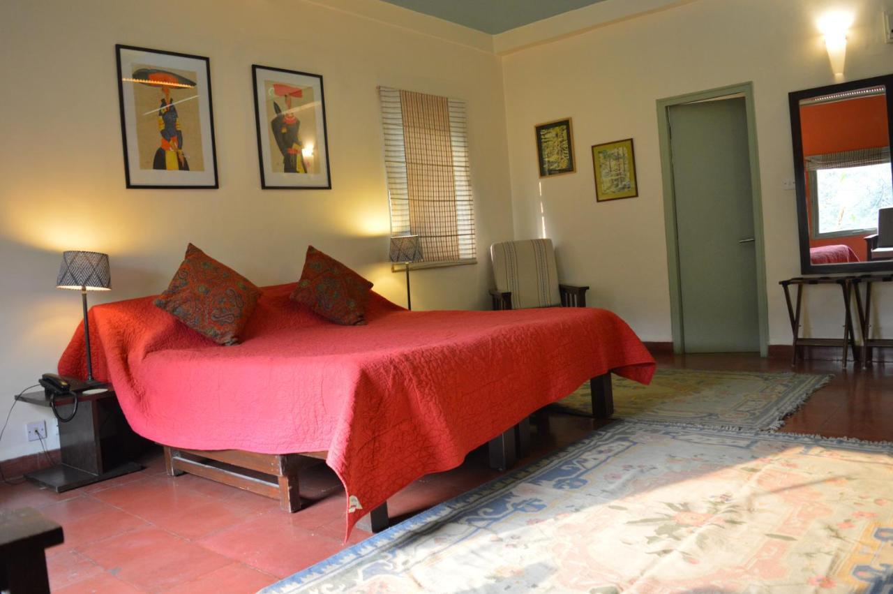 G 49 Bed & Breakfast Új-Delhi Kültér fotó